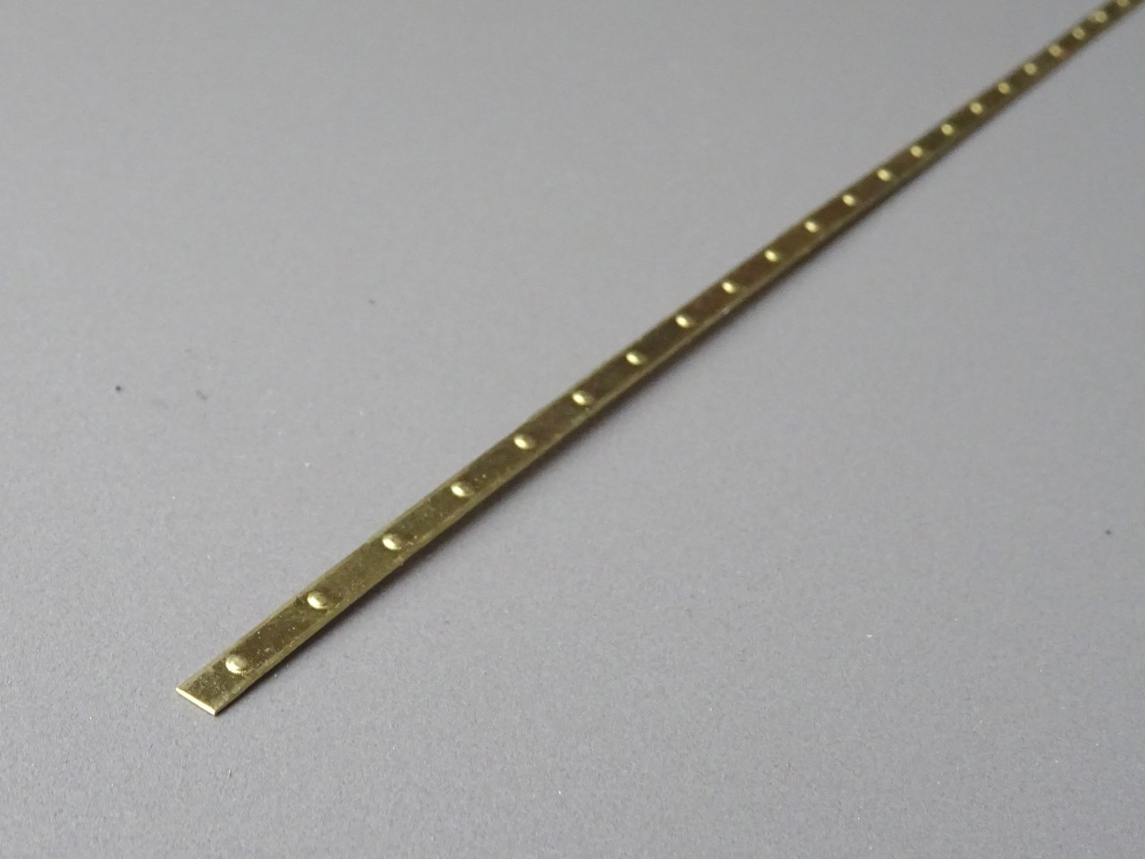Picture of Brass Staple Strap